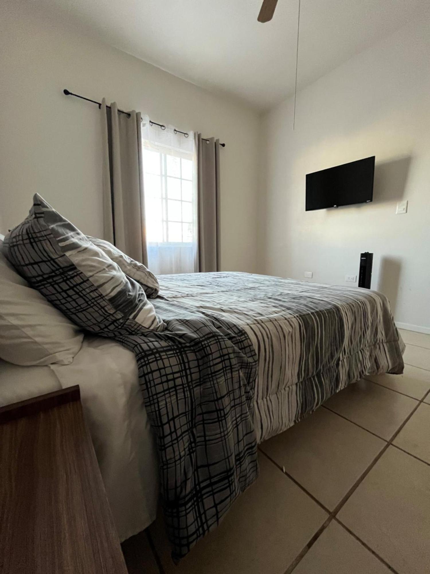 Departamento Frontera #2 En El Campestre Apartment ซิวดัด ฮัวเรซ ภายนอก รูปภาพ